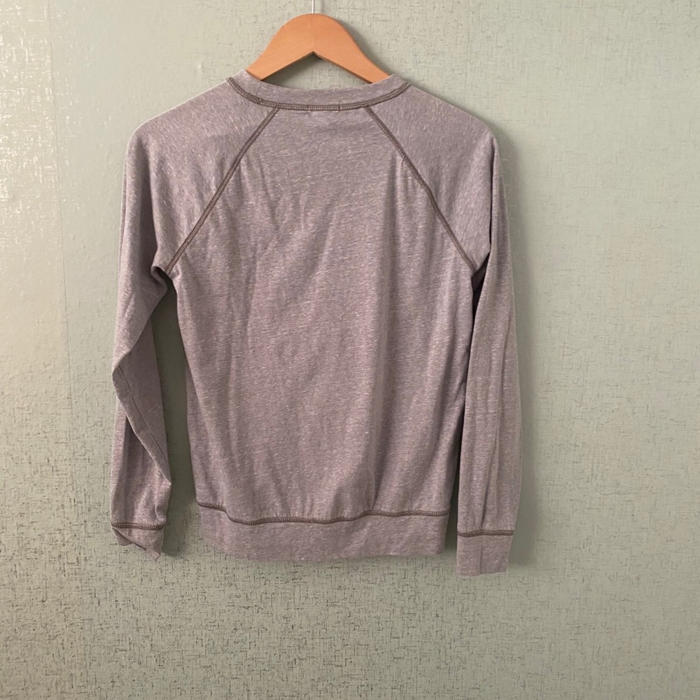 Gap Light Grey Long Sleeve - Picture 4 of 8
